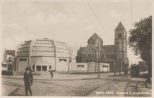 Stadthalle Wanne-Eickel und Josephskirche, gelaufen 1930, Foto Stadtarchiv Herne