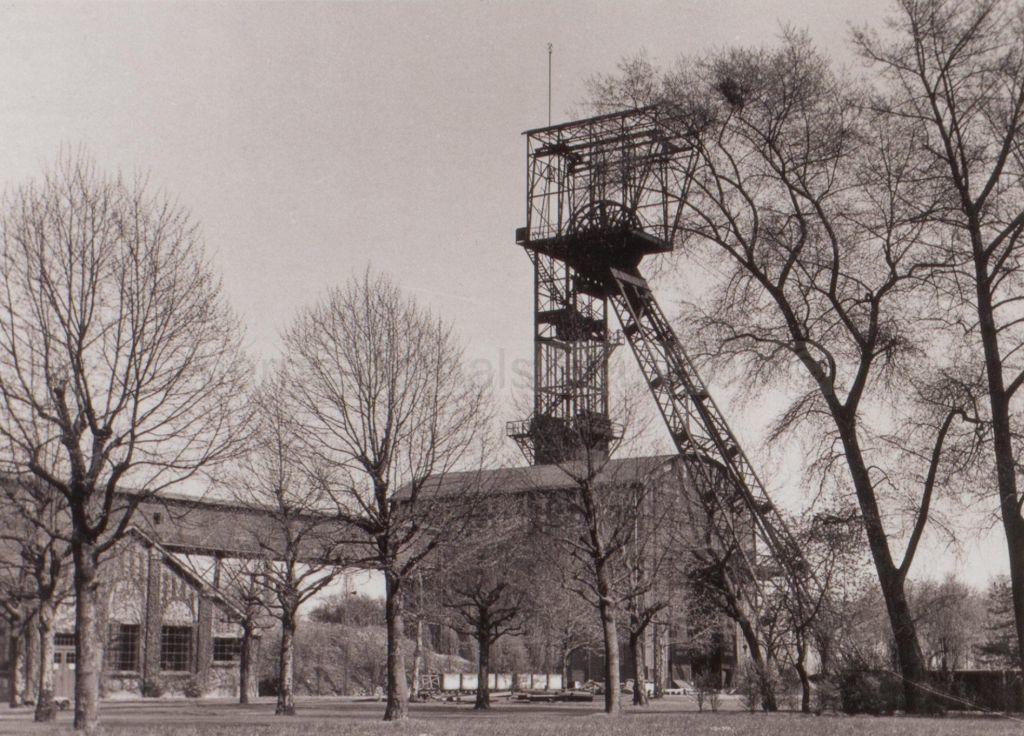 Zeche Teutoburgia, Maschinenhalle und Förderturm, 1952, Repro Stadtarchiv Herne
