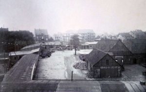 Hof Düngelmann und städtischer Fuhrpark, Mitte der 1920er Jahre, Repro Stadtarchiv Herne
