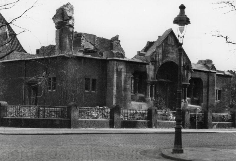 In der Reichspogromnacht zerstörte Herner Synagoge, Foto Stadtarchiv Herne